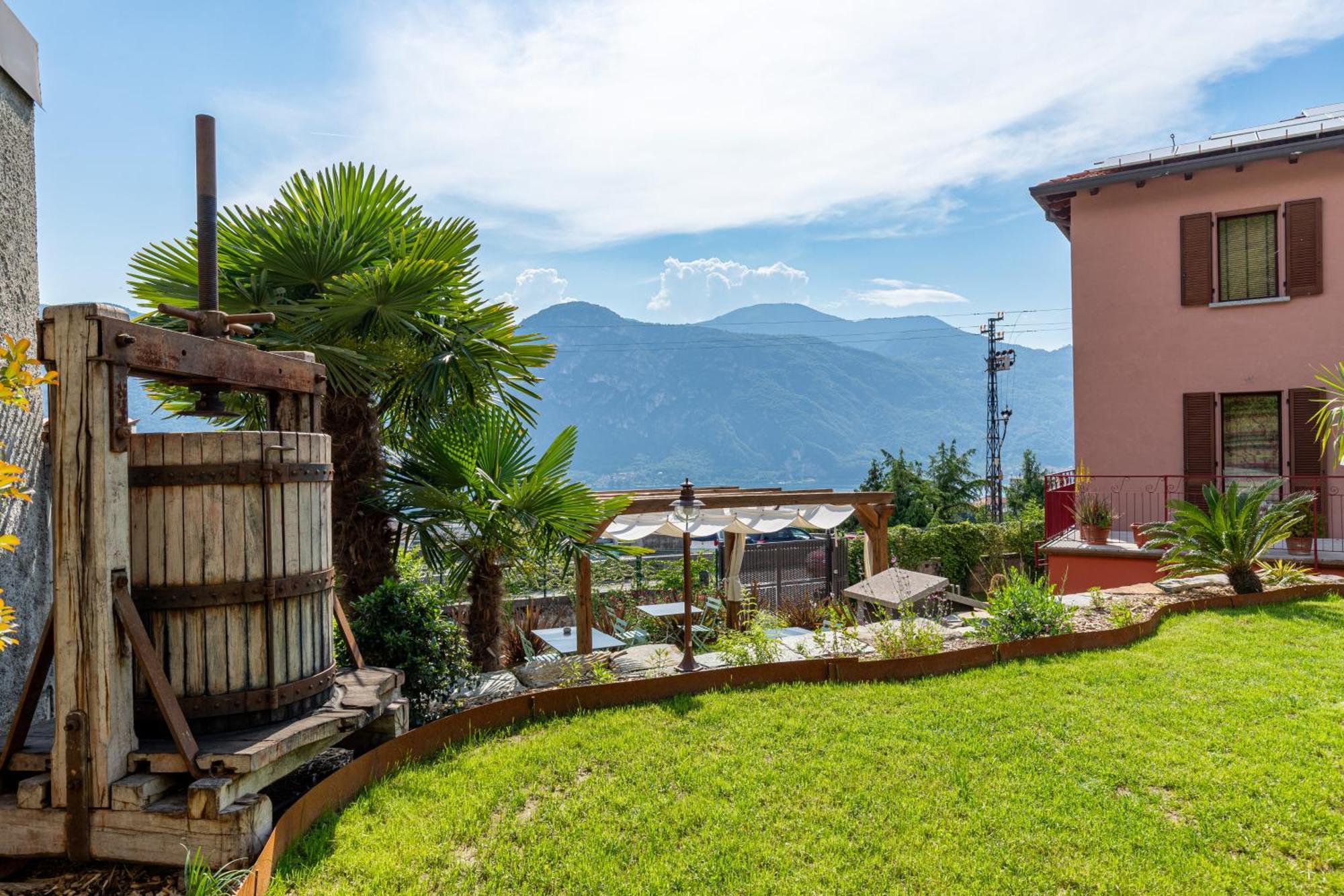 Il Mallo Verde - Lake Como B&B Mandello del Lario Exteriör bild